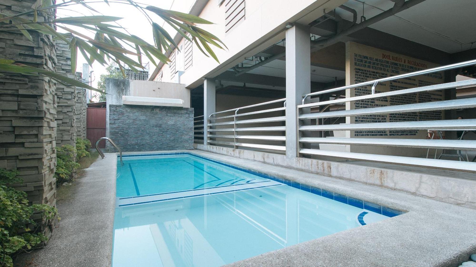 Reddoorz At Grand Apartelle Hernan Cortes Cebu Stadt Exterior foto