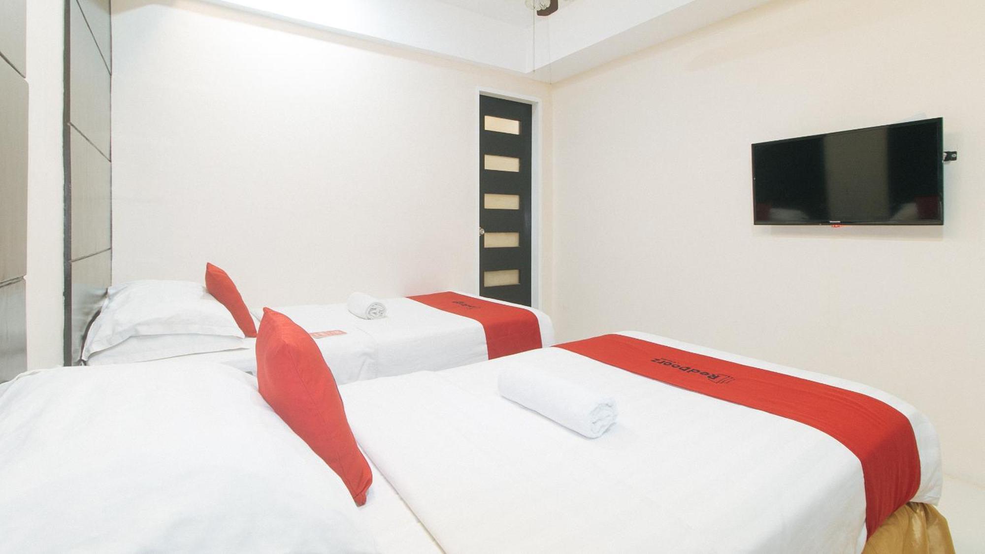 Reddoorz At Grand Apartelle Hernan Cortes Cebu Stadt Exterior foto